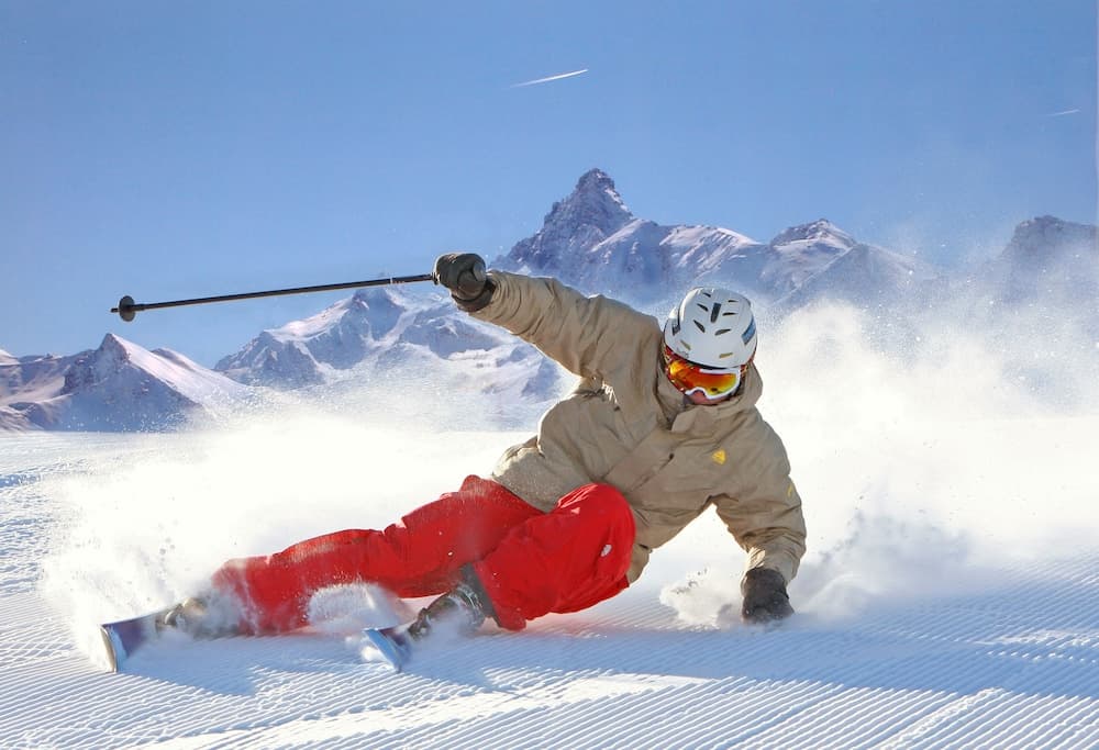 Snow and ski sports