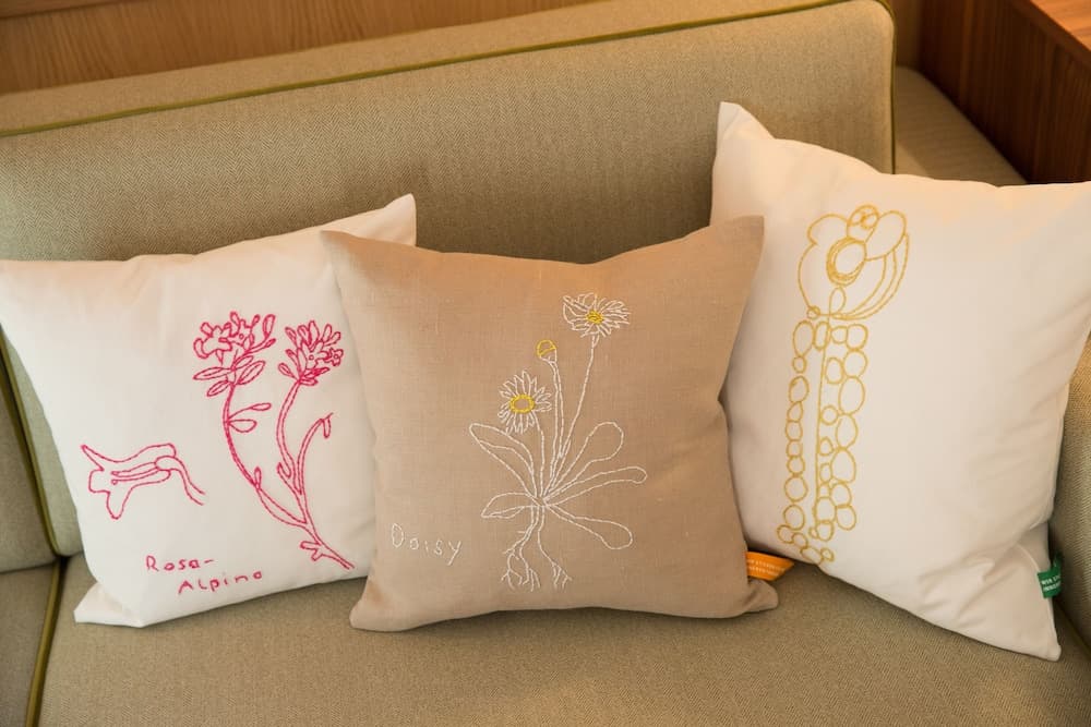Room amenity