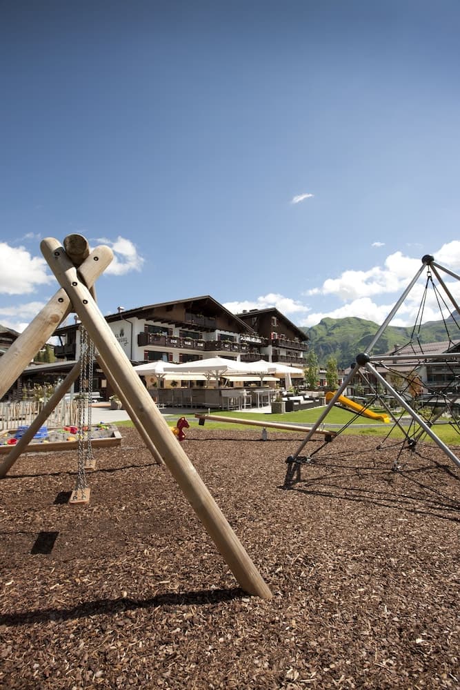 Children's play area - outdoor