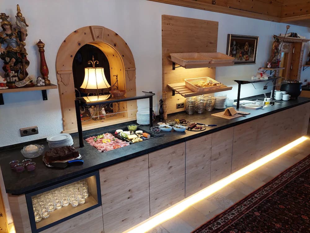 Breakfast buffet
