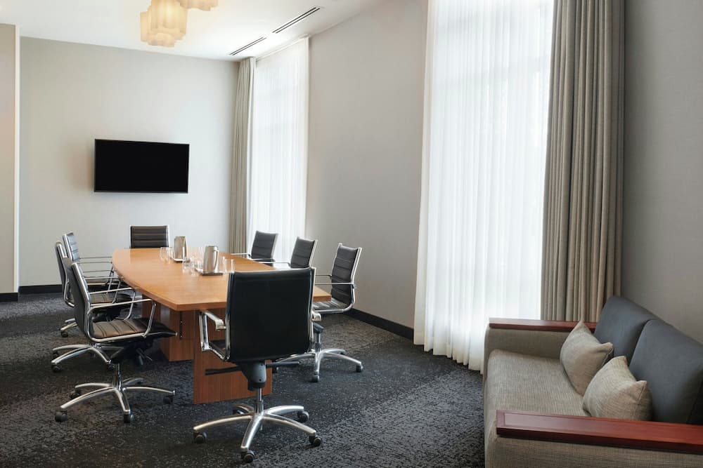 Meeting facility