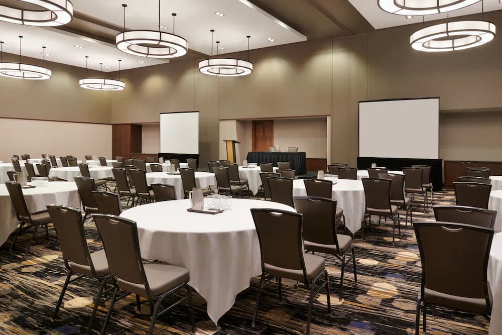 Meeting facility