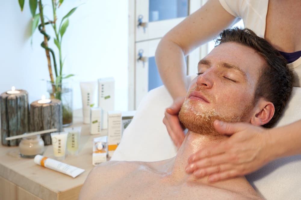 Facial