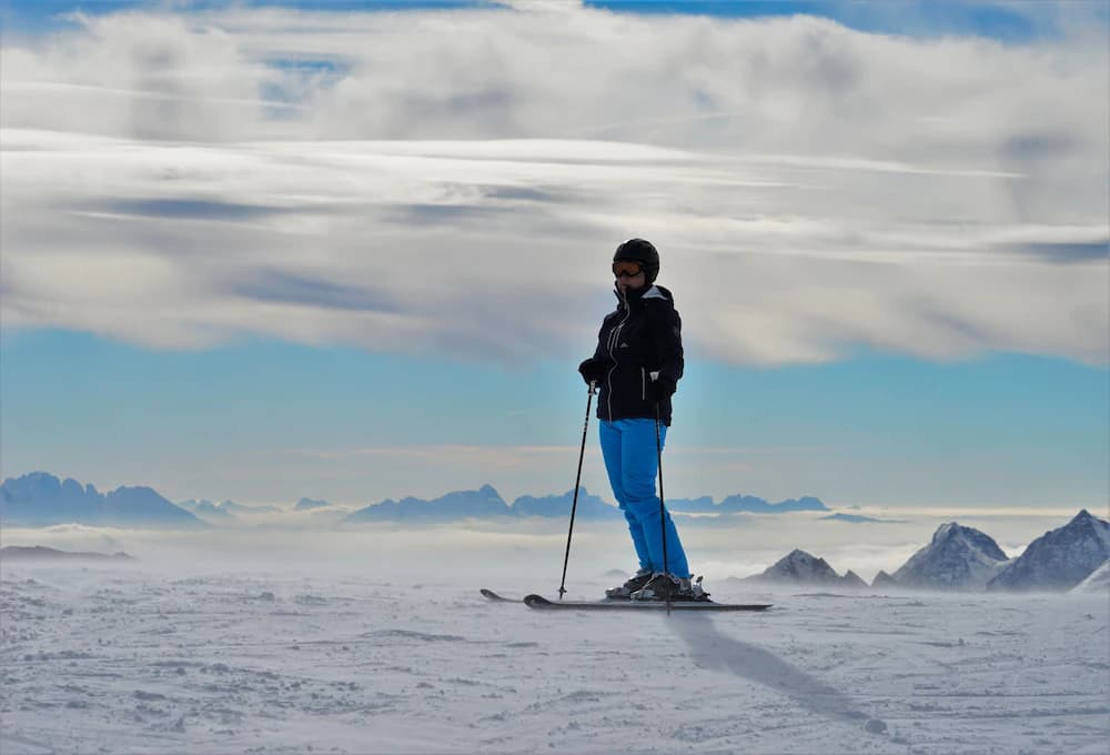 Snow and ski sports