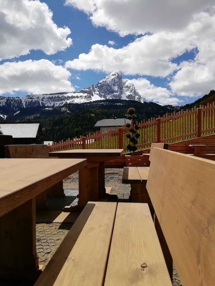 Sundeck