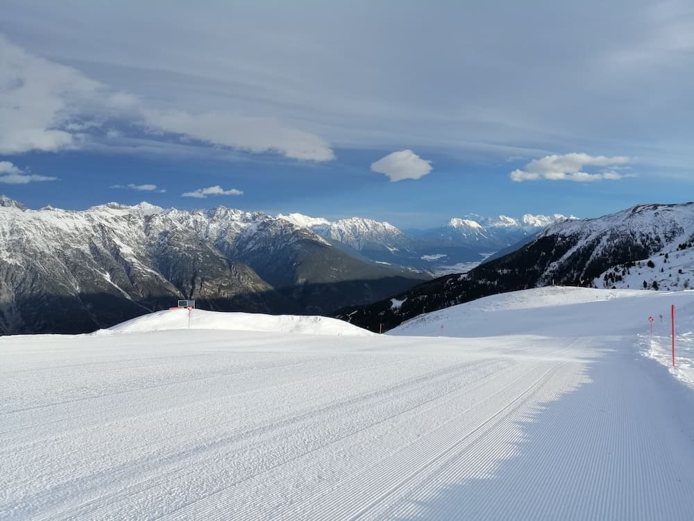 Snow and ski sports