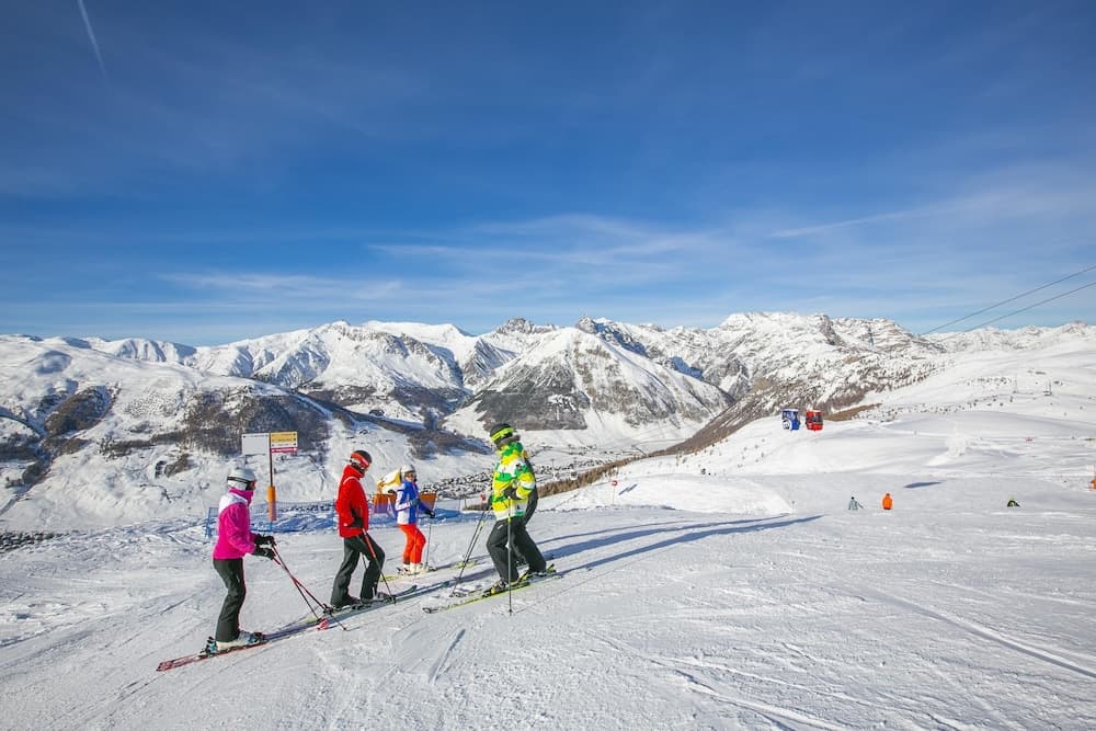 Snow and ski sports