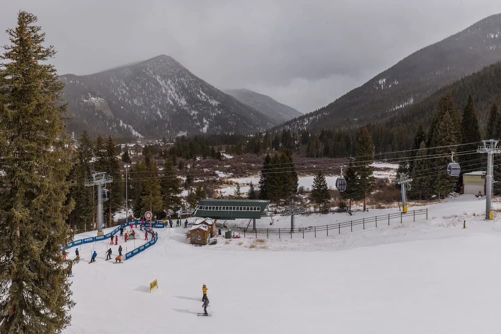 Snow and ski sports