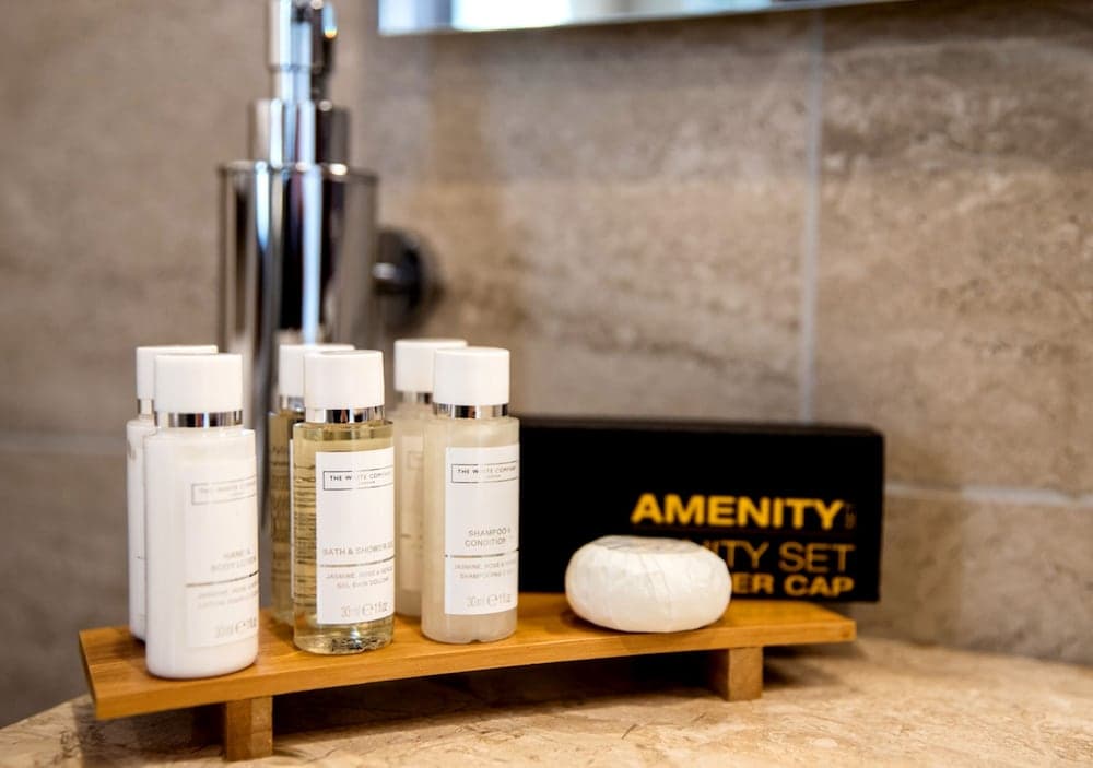 Bathroom amenities