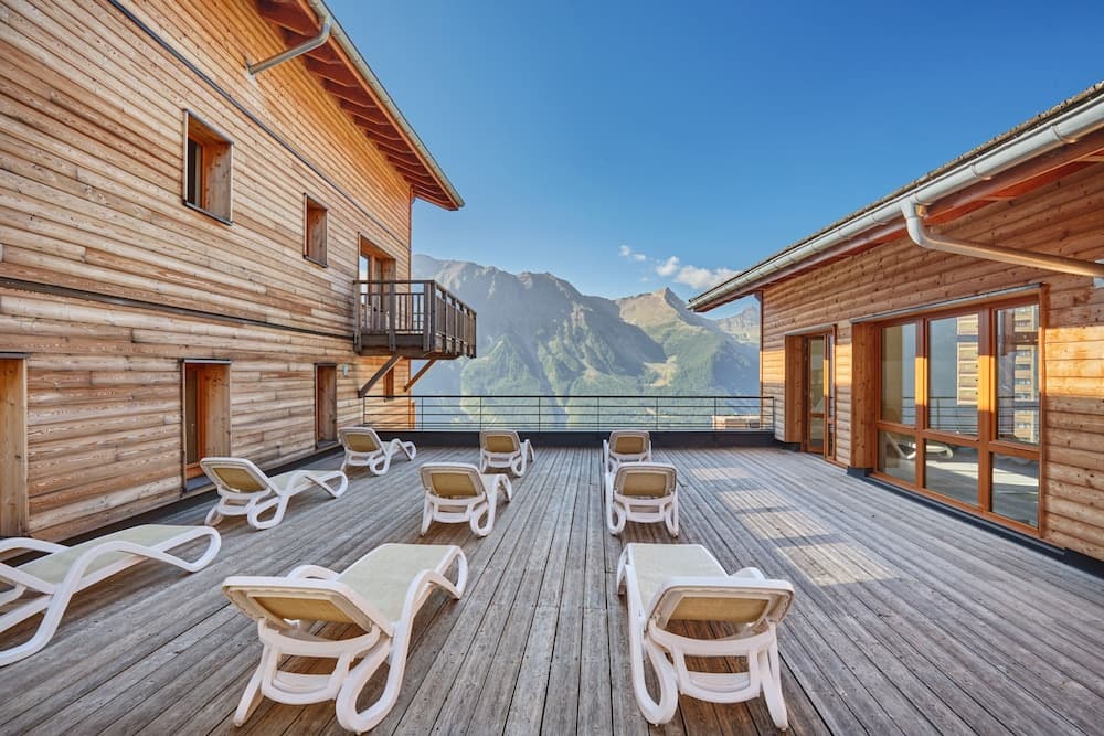 Sundeck
