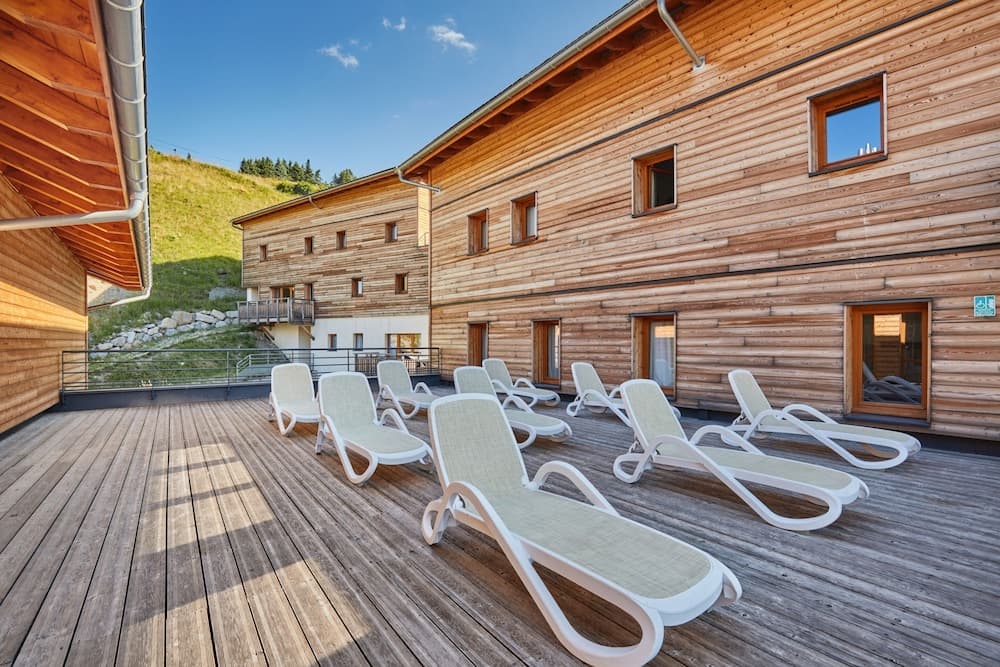 Sundeck