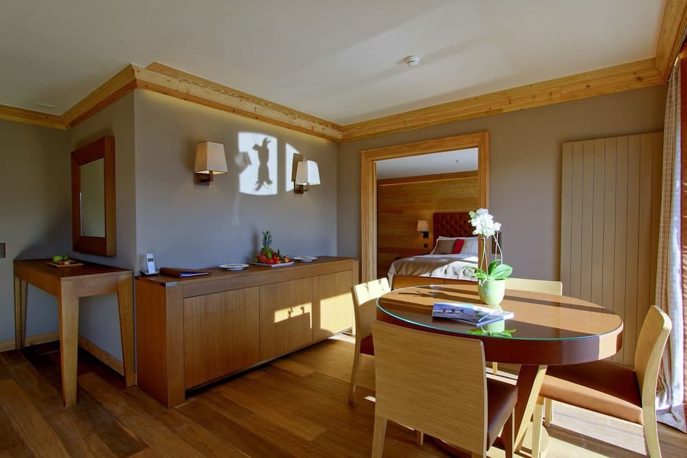 In-room dining