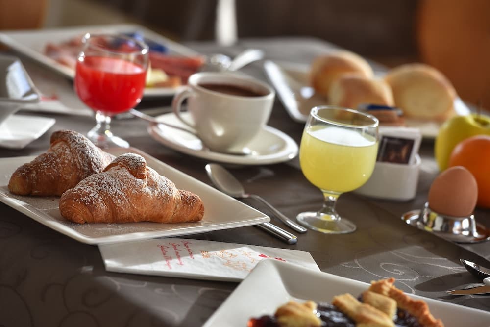 Breakfast meal