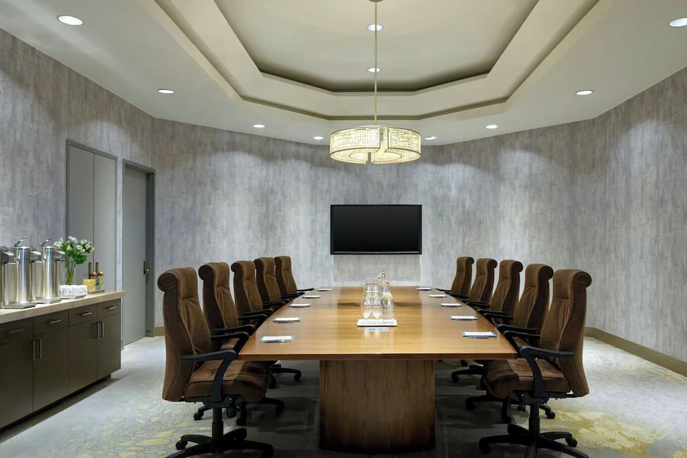 Meeting facility
