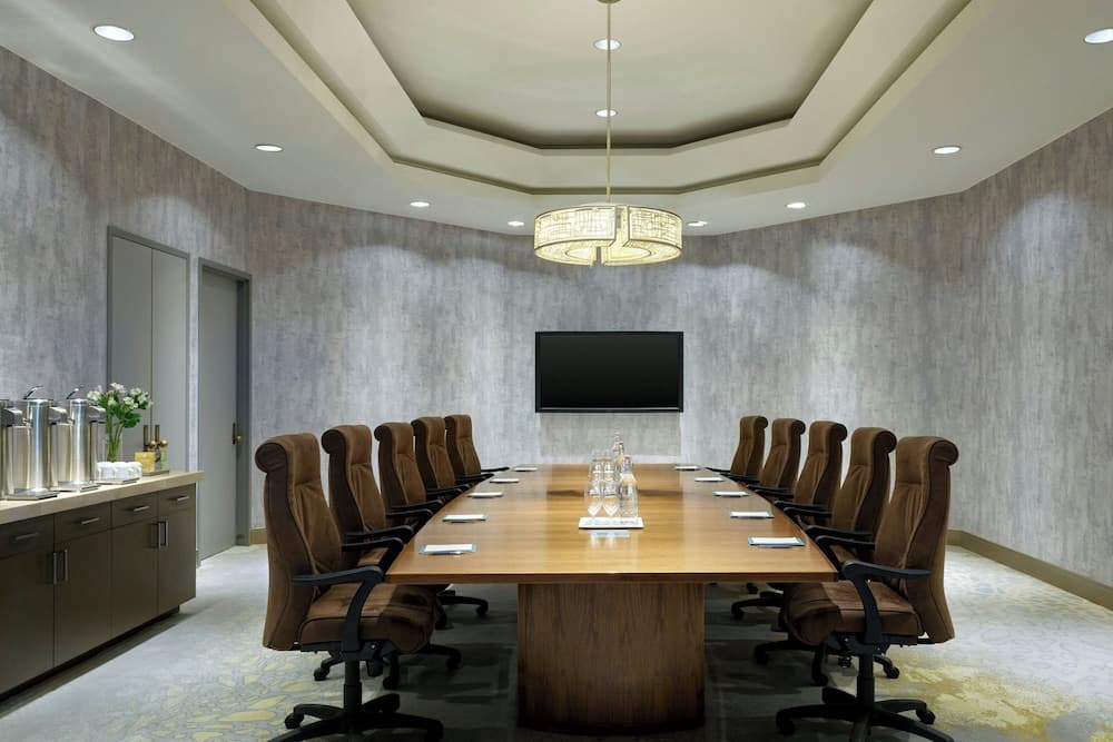 Meeting facility