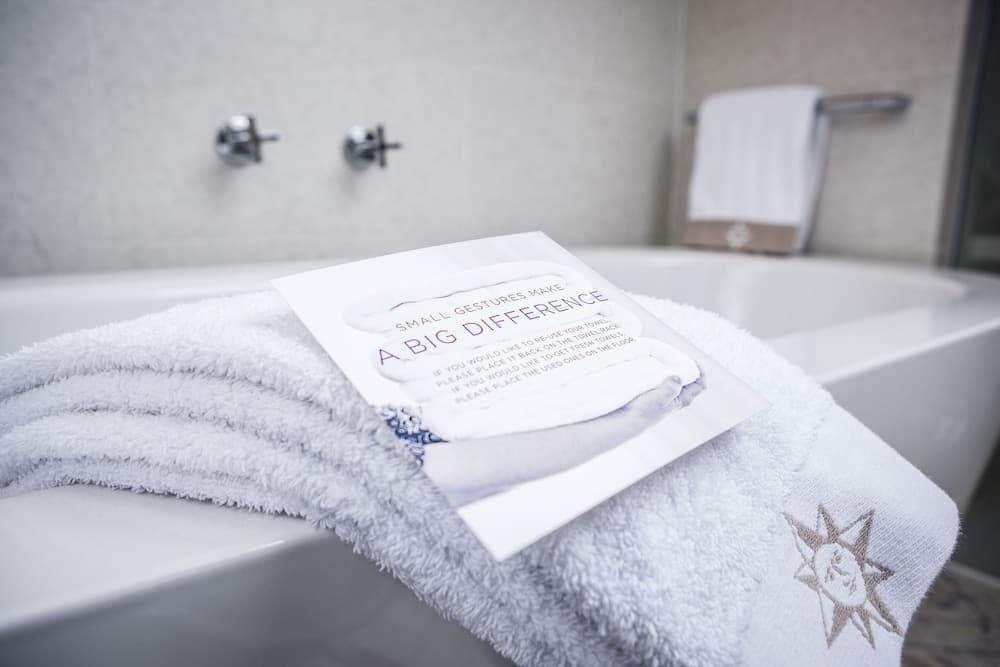 Bathroom amenities