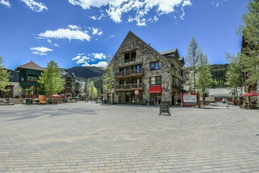 Primary image