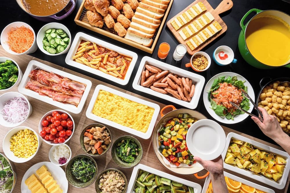 Breakfast buffet