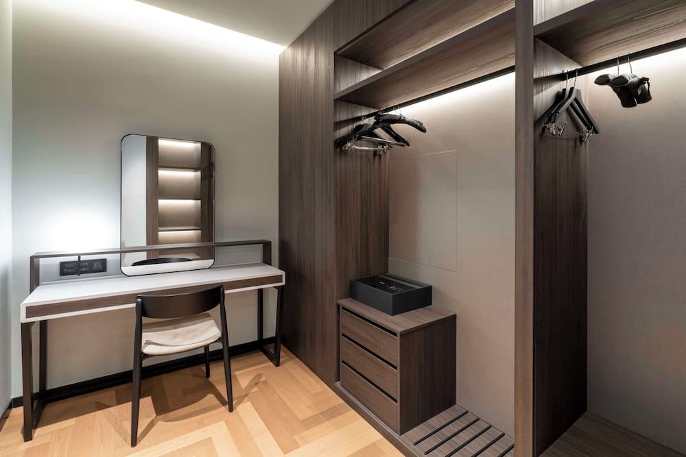 Room amenity