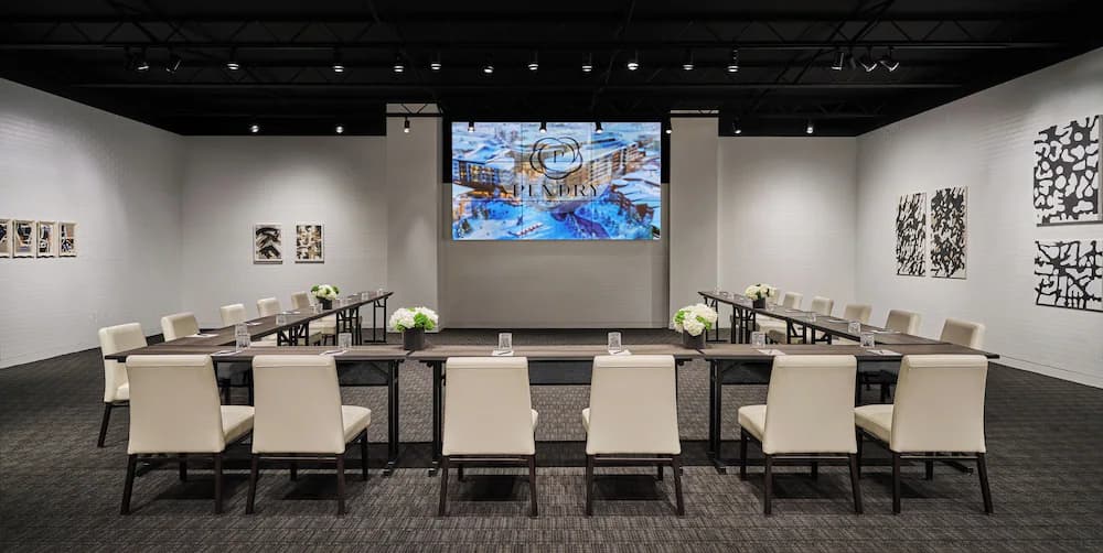 Meeting facility