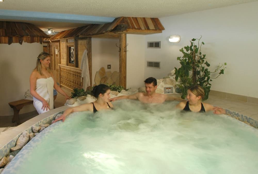 Jetted tub