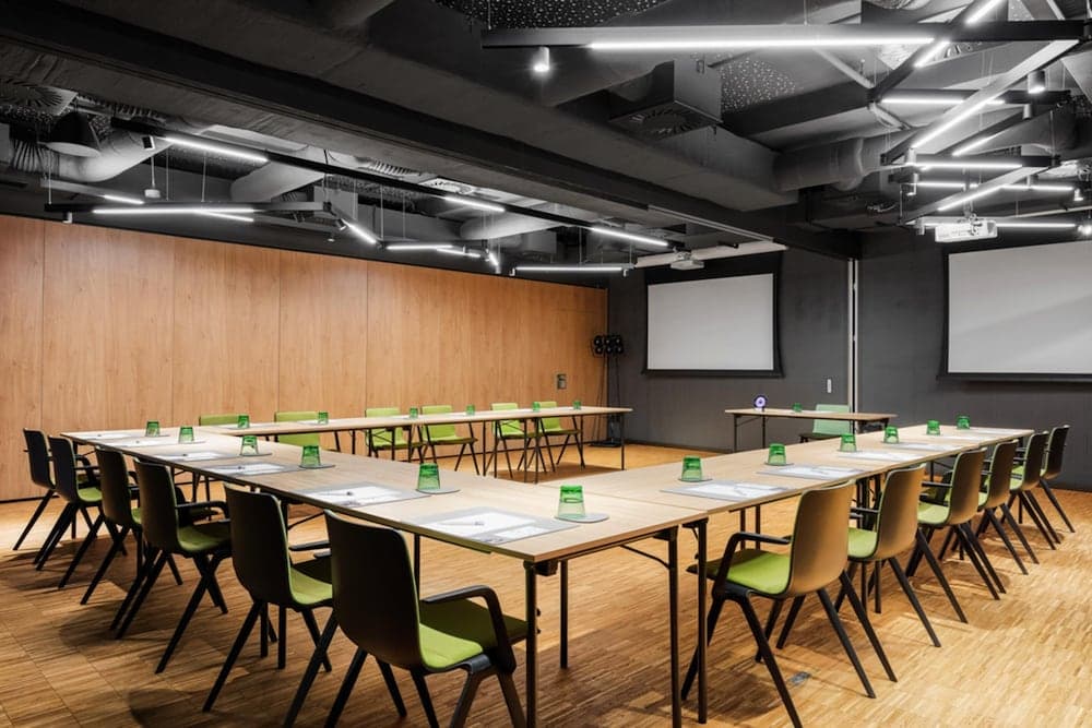 Meeting facility