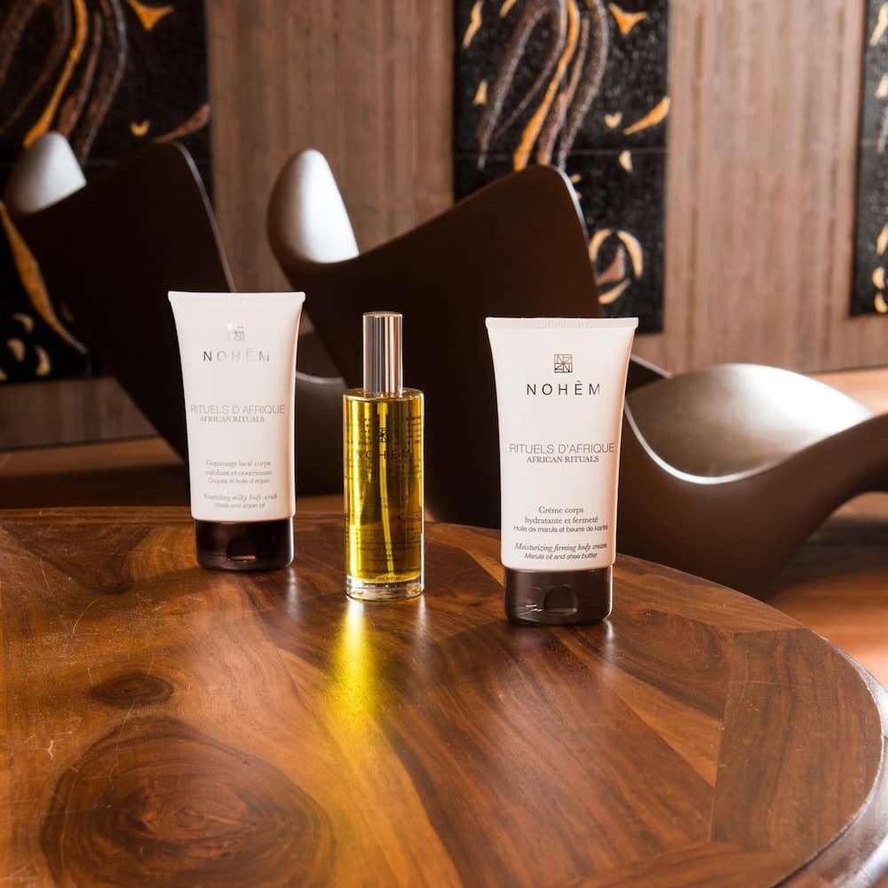 Bathroom amenities