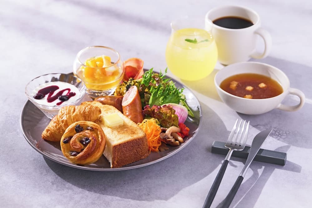 Breakfast meal