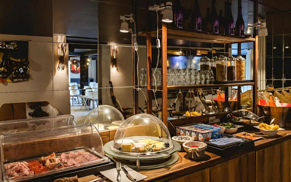 Breakfast buffet