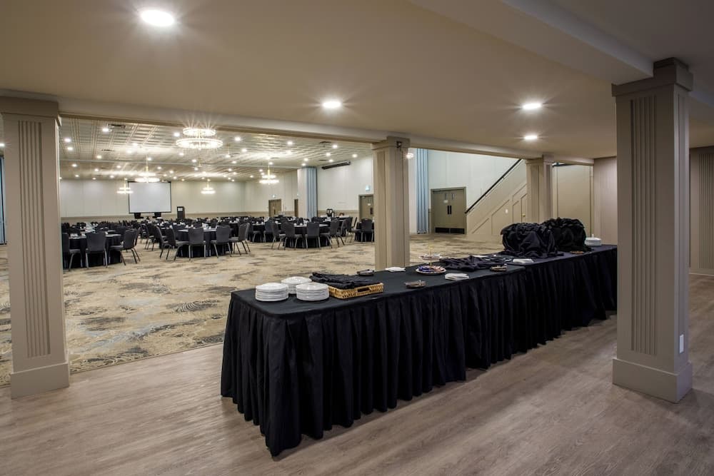 Banquet hall