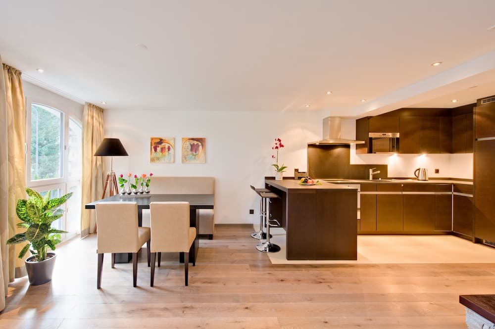 In-room dining