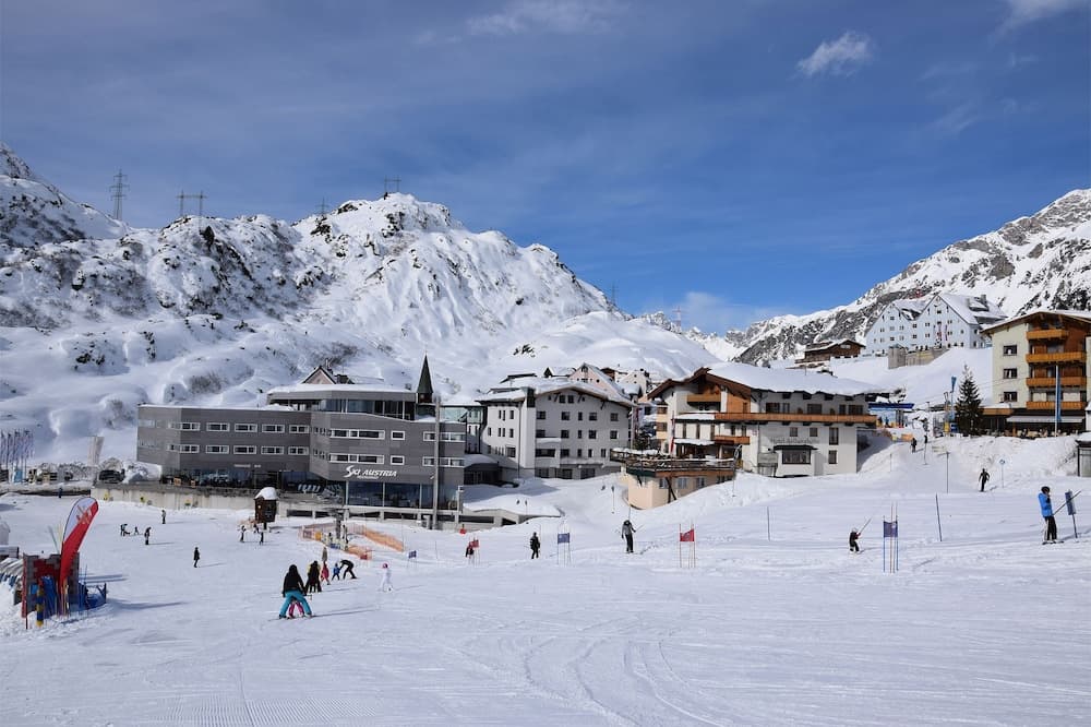Ski hill