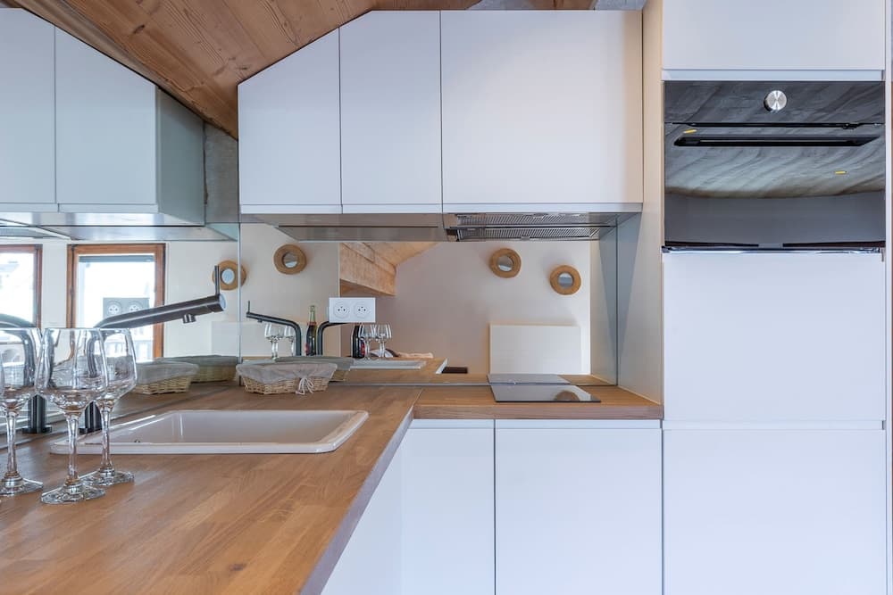 Private kitchenette