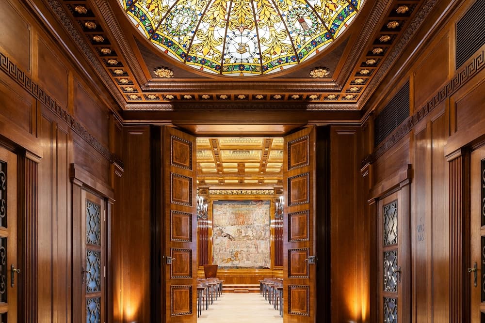 Meeting facility