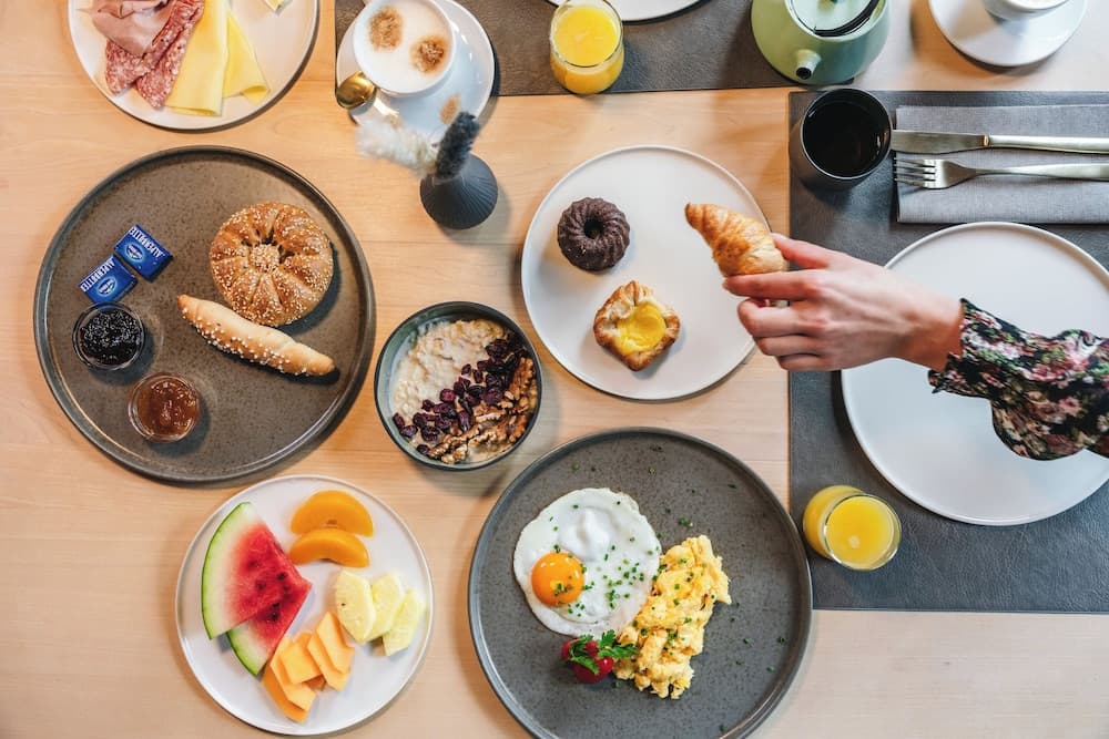 Breakfast meal