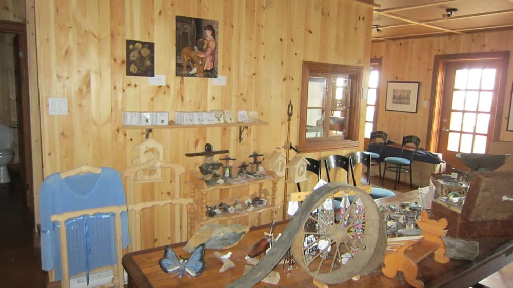 Gift shop