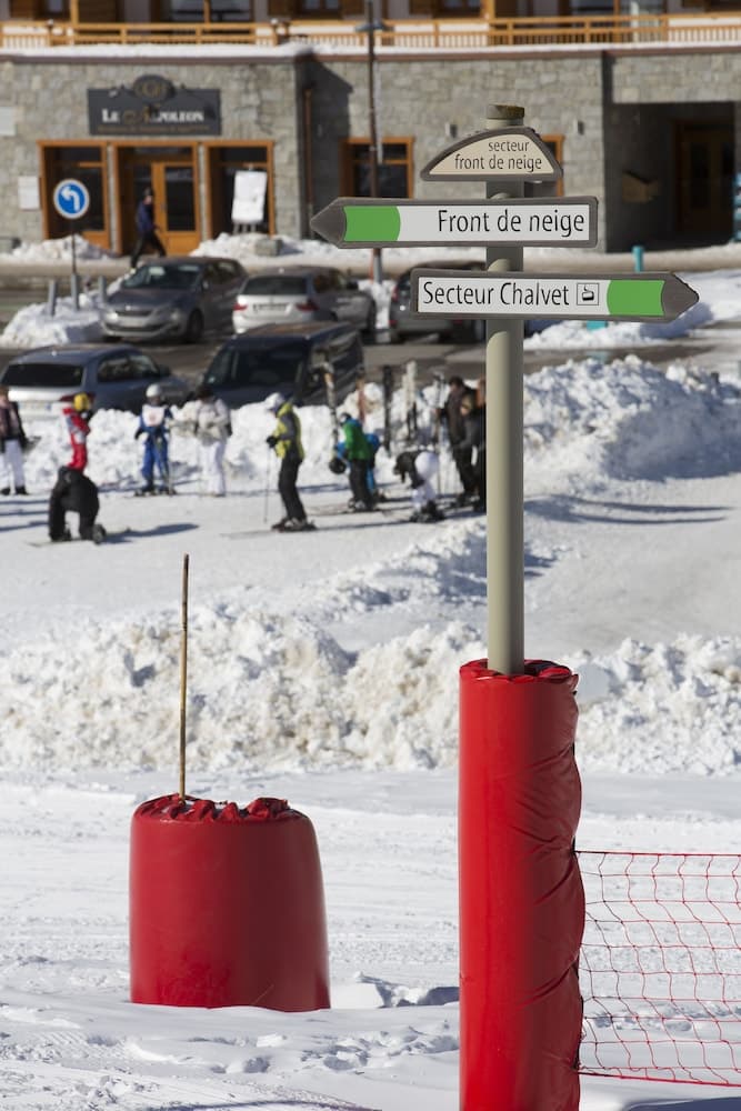 Skiing