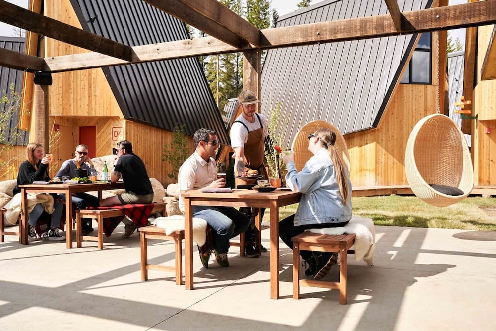 Outdoor dining