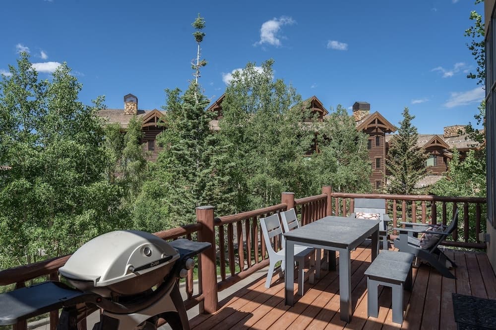 BBQ/picnic area