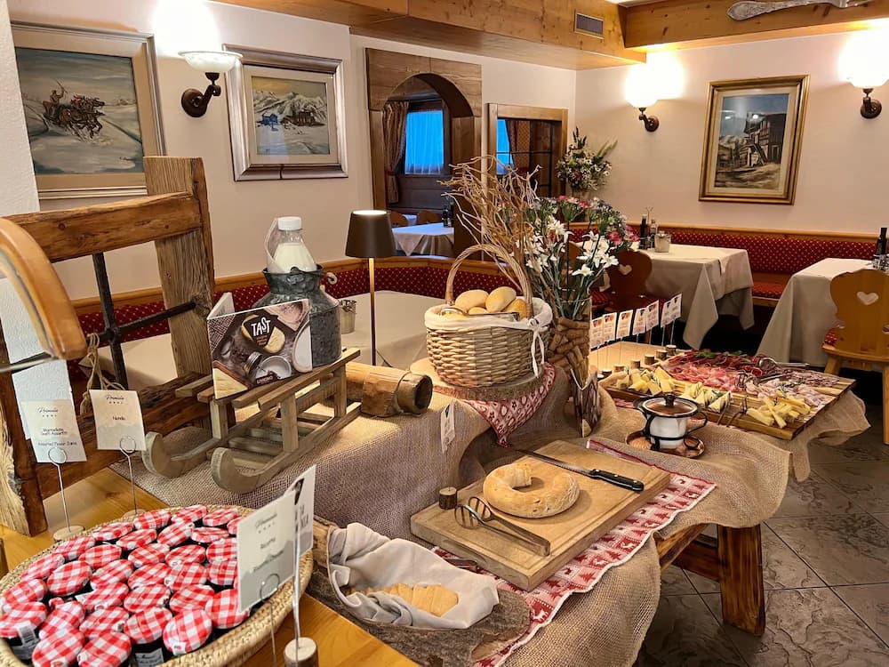 Breakfast buffet