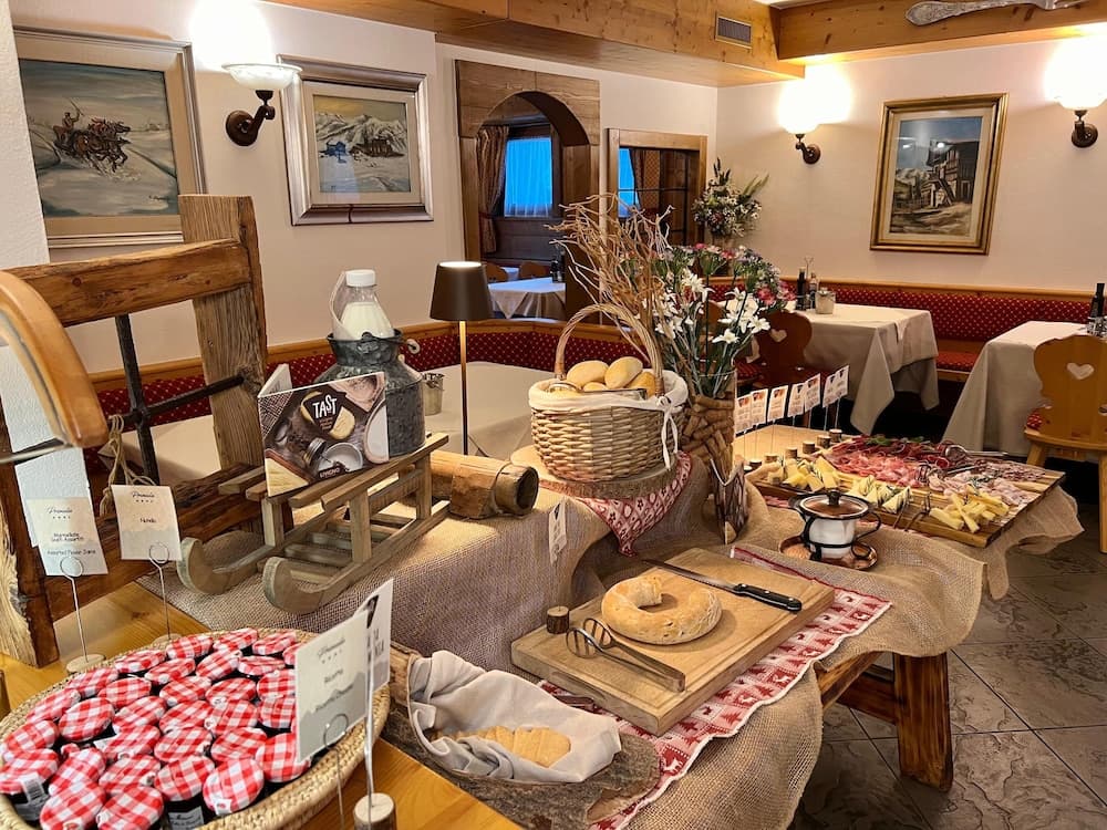 Breakfast buffet