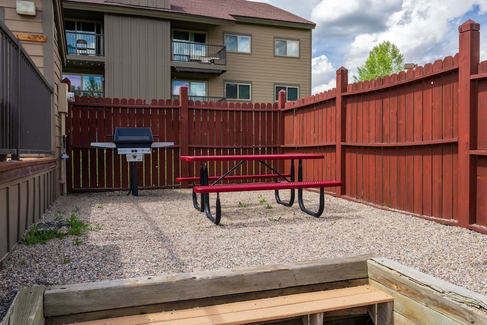 BBQ/picnic area