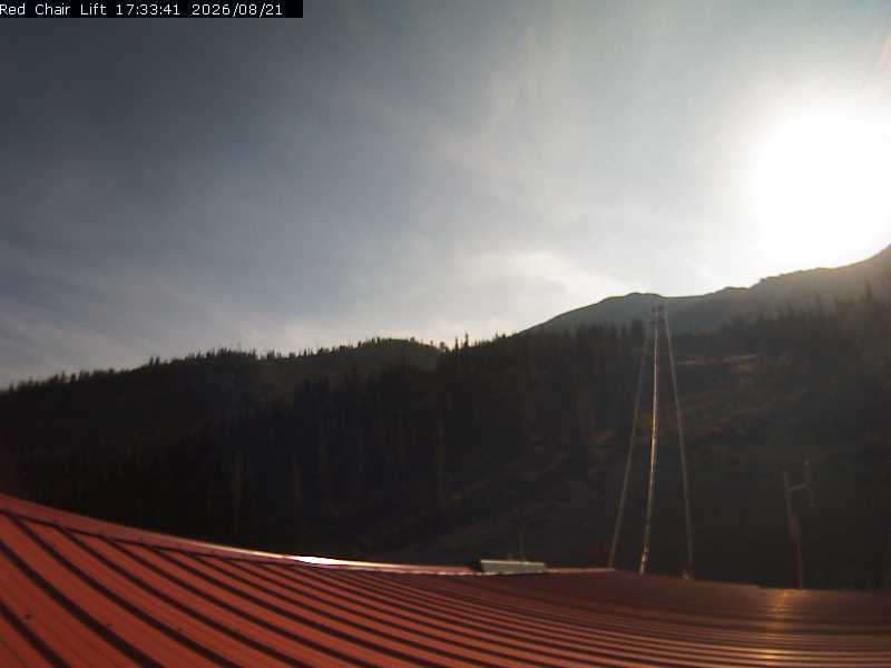 Castle Mountain Red chair lift Webcam1