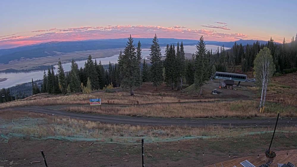 Mid Mountain Lodge