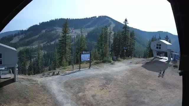 Silver Mountain Resort Mountain House Webcam | 5,700 ft.