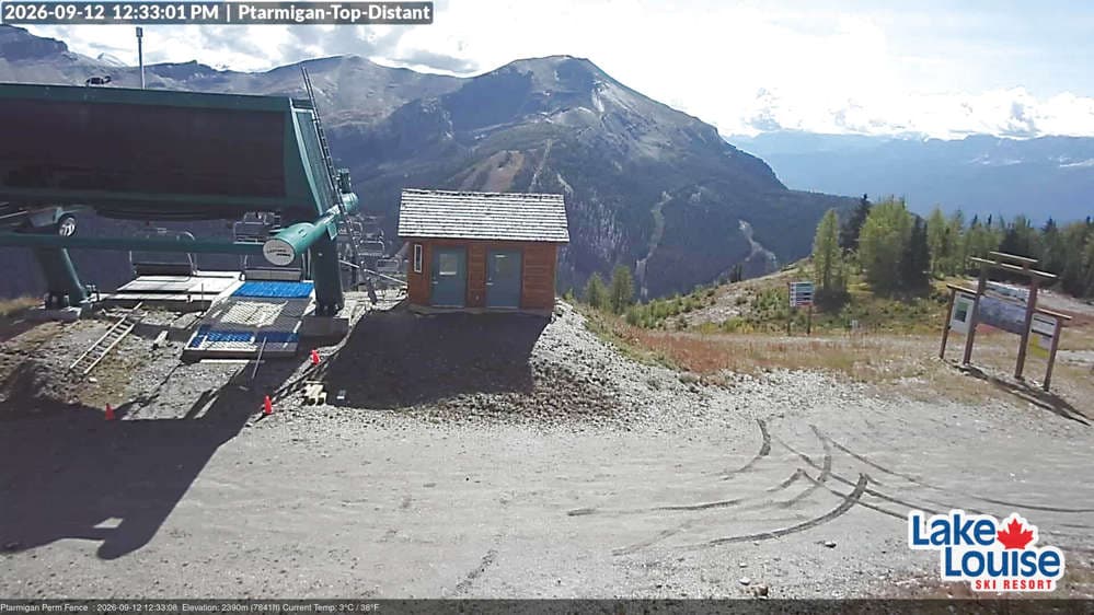 Lake Louise Mountain Fairmont Chateau Cam