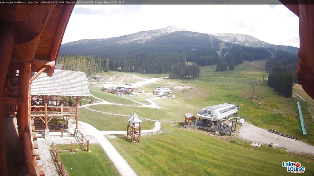 Lake Louise Mountain Base Area Cam