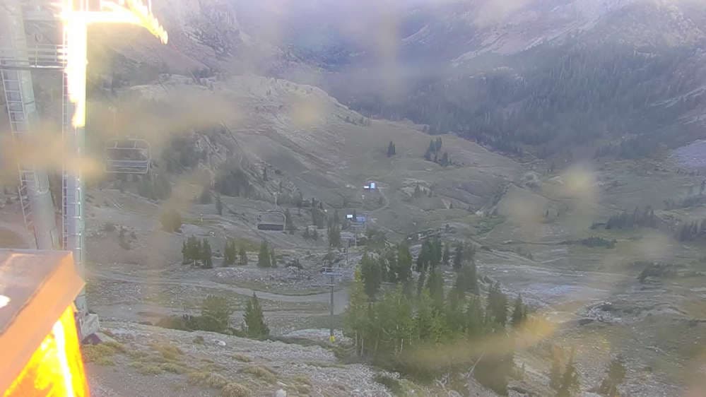 Mineral basin