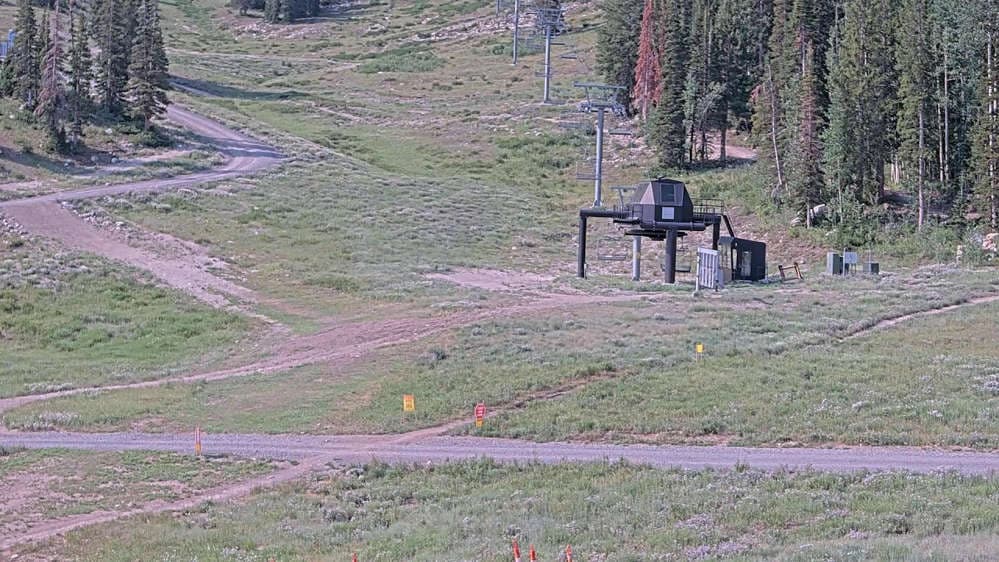 Solitude: Powderhorn II Lift Line