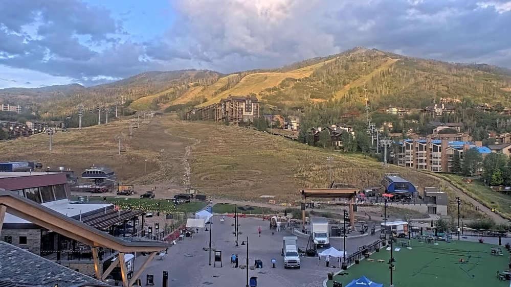 Steamboat Square Cam